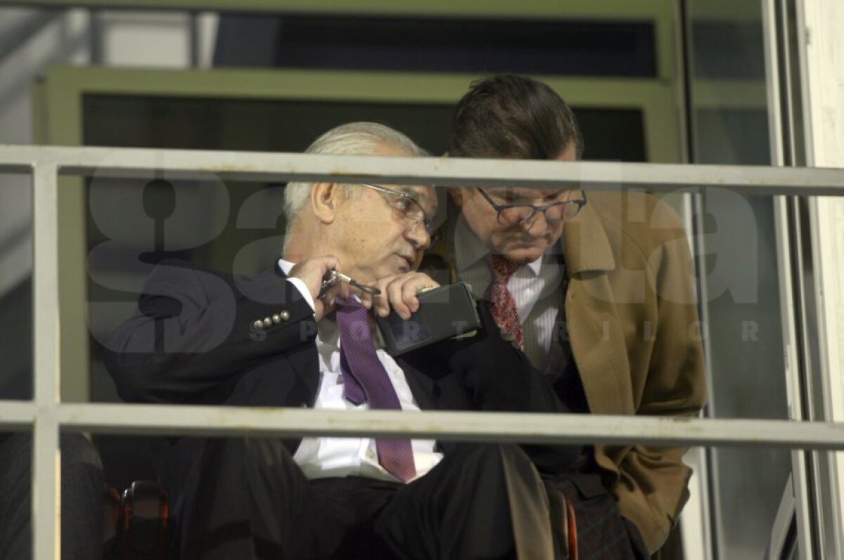 GALERIE FOTO Invazie de vedete la Voluntari - FCSB » Mircea Lucescu, Anghel Iordănescu, Mircea Sandu şi alte nume mari au venit la partida din Ilfov