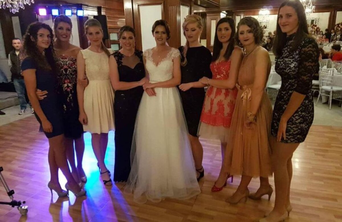 FOTO Nuntă cu campioane » Canotoarele din lotul național al României au participat la nunta Andreei Boghian