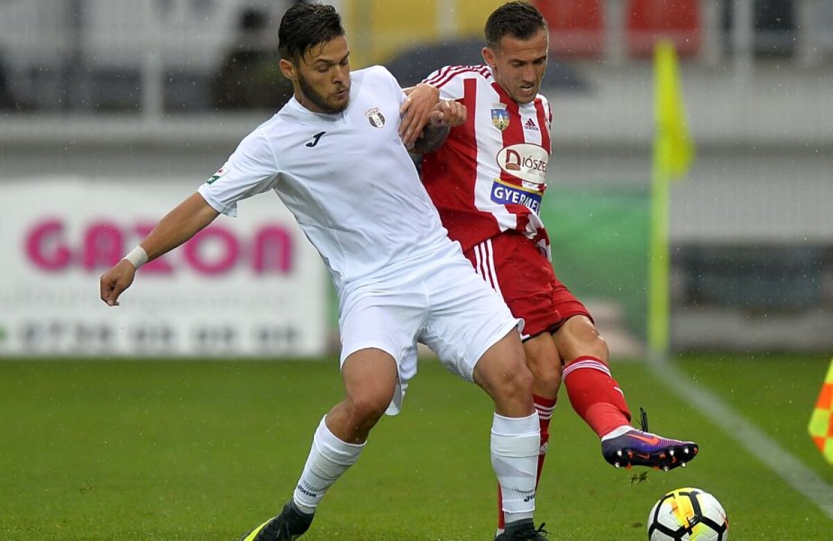 FOTO + VIDEO Fotbal în beznă » Sepsi și Astra Giurgiu au oferit un meci modest, animat doar de emoțiile cu instalația de nocturnă