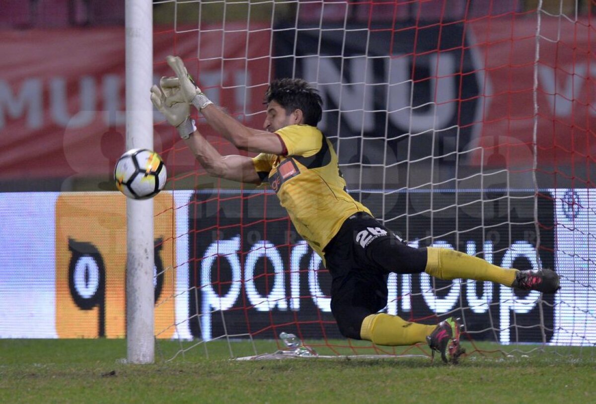 VIDEO+FOTO Descătușare după chin » Dinamo a făcut scor cu Juventus, 3-0, după ce ilfovenii au irosit un penalty la 0-0