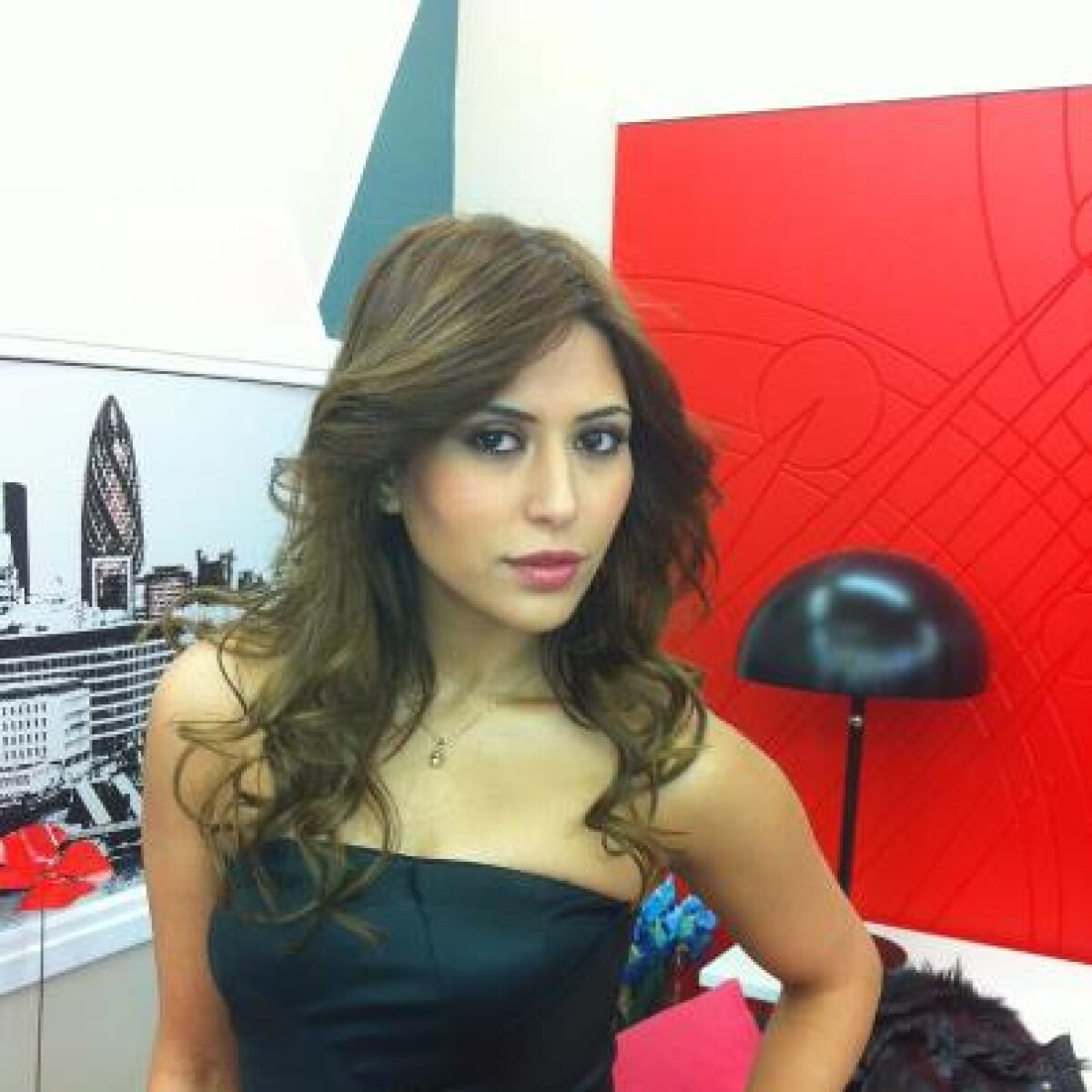 FOTO Mila înfuriată » Cea mai mare fană a Milanului suferă după eșecul cu Inter din Derby della Madonnnina, 2-3