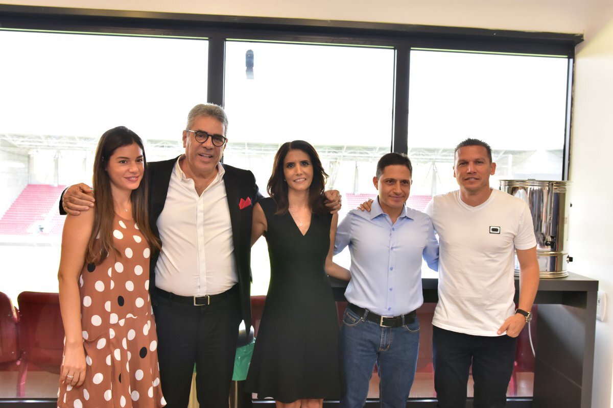 Corespondență din Israel // FOTO Alona din deşert sau Gigi din Pipera? Patroana de la Beer Sheva a făcut avere din IT și se comportă ca finanțatorul FCSB