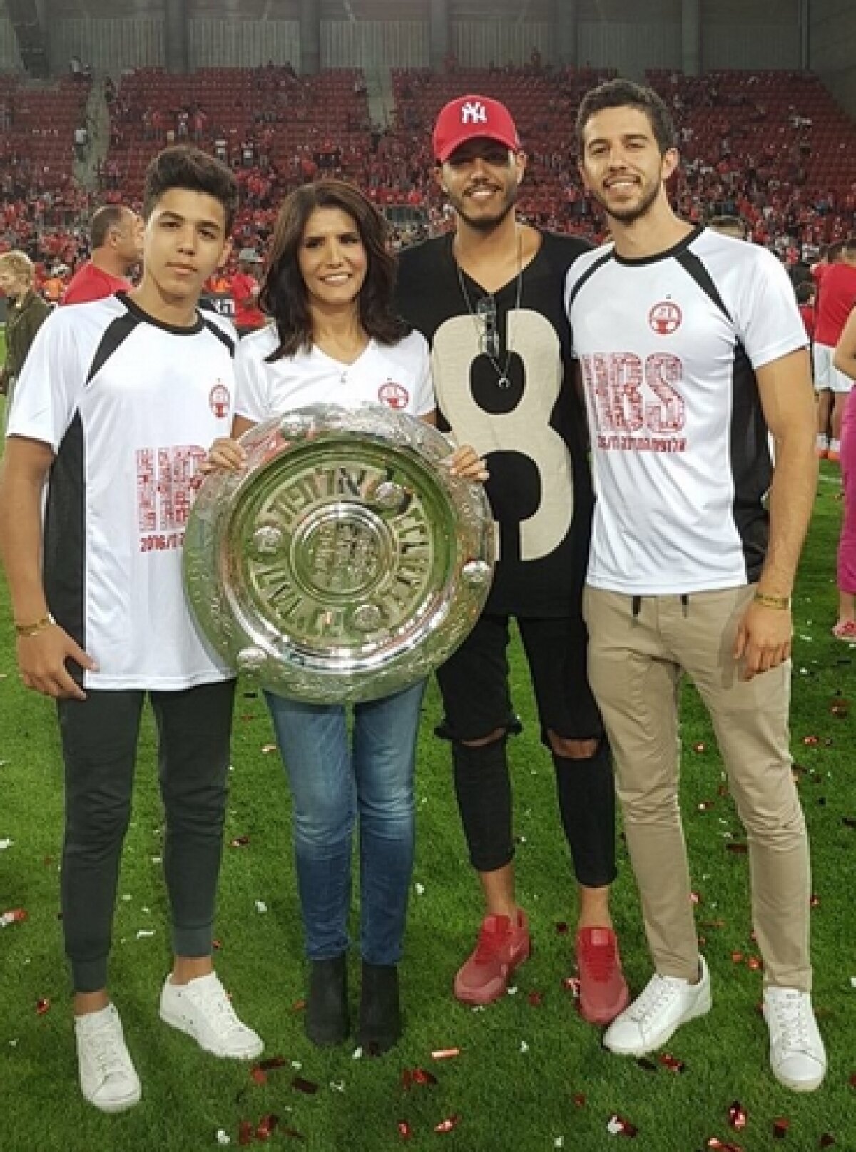 Corespondență din Israel // FOTO Alona din deşert sau Gigi din Pipera? Patroana de la Beer Sheva a făcut avere din IT și se comportă ca finanțatorul FCSB