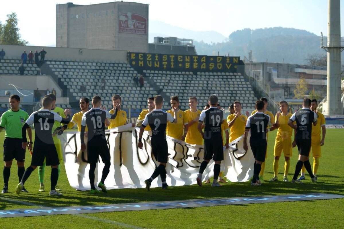 GALERIE FOTO Brașovul a respirat din nou fotbal! ASR-ul a câștigat duelul de tradiție cu Colțea, scor 2-1 