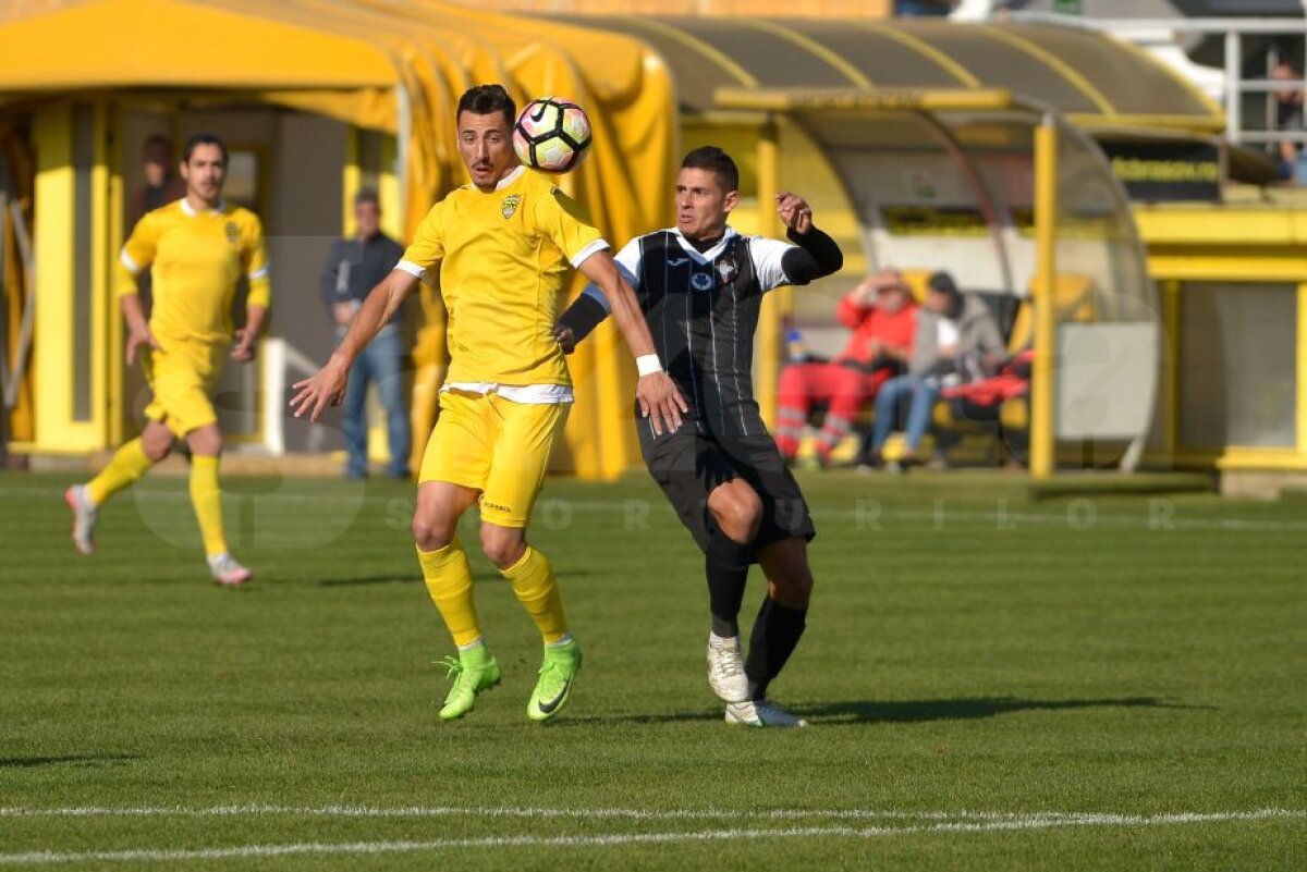 GALERIE FOTO Brașovul a respirat din nou fotbal! ASR-ul a câștigat duelul de tradiție cu Colțea, scor 2-1 