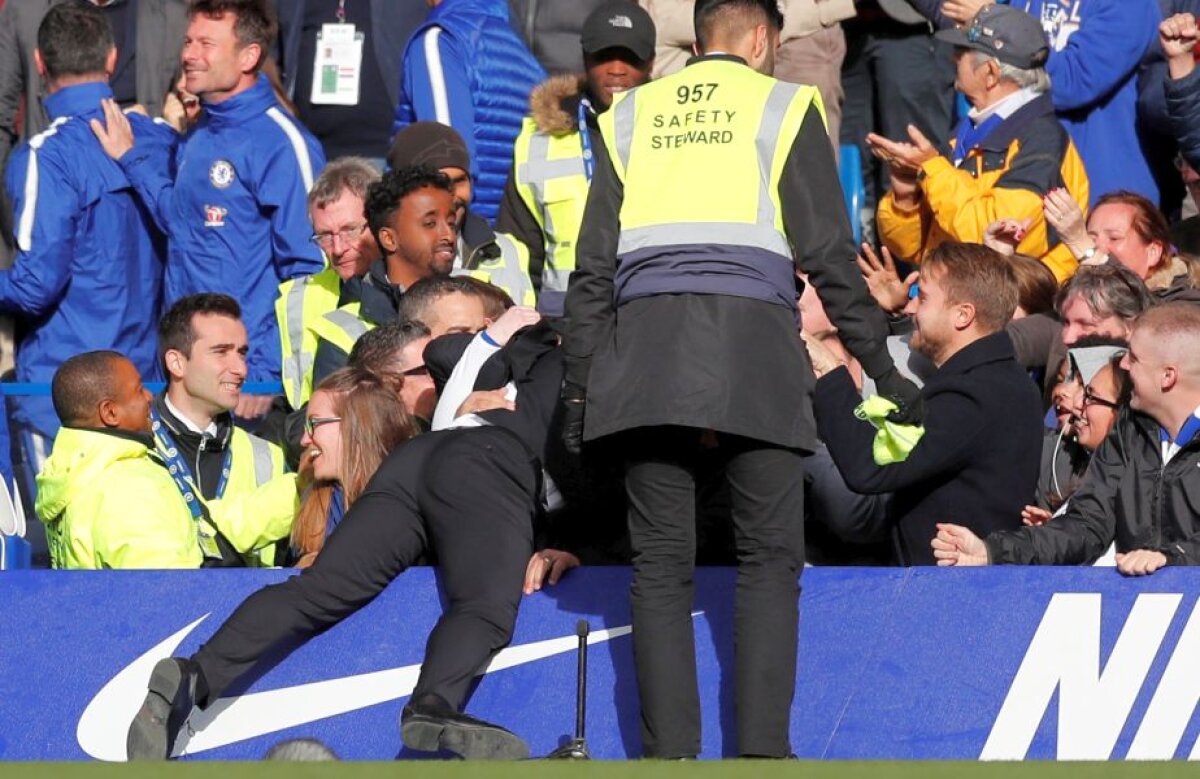 GALERIE FOTO + VIDEO Doar Conte putea face asta! Cum a sărbătorit italianul victoria dramatică a lui Chelsea cu Watford