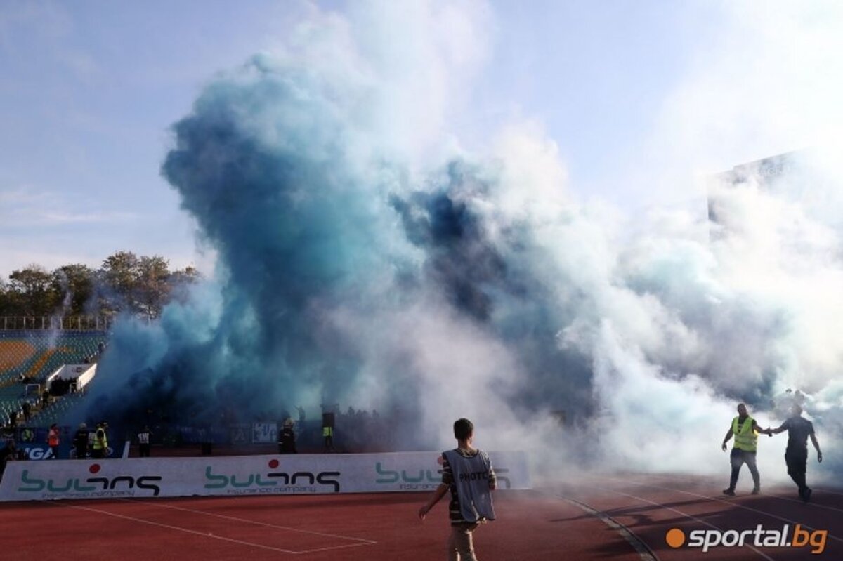 VIDEO + FOTO » Două galerii fantastice » Atmosferă incredibilă la derby-ul Bulgariei, cu 30.000 de oameni în tribune