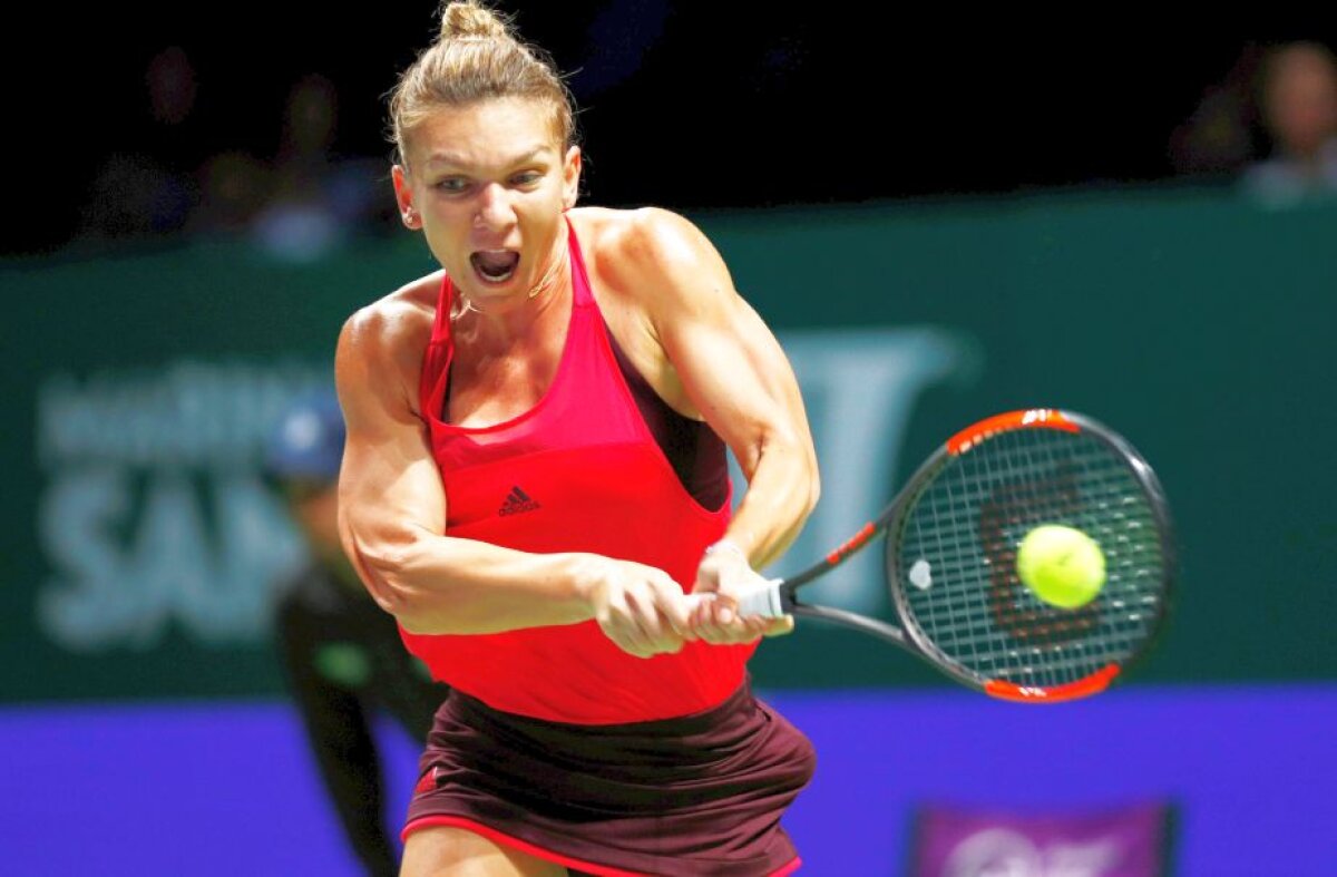SIMONA HALEP - CAROLINE GARCIA  6-4, 6-2 // FOTO + VIDEO Mingi nerăbdătoare » Prima victorie la Singapore! Liderul mondial Simona Halep, lecție de tenis contra Carolinei Garcia