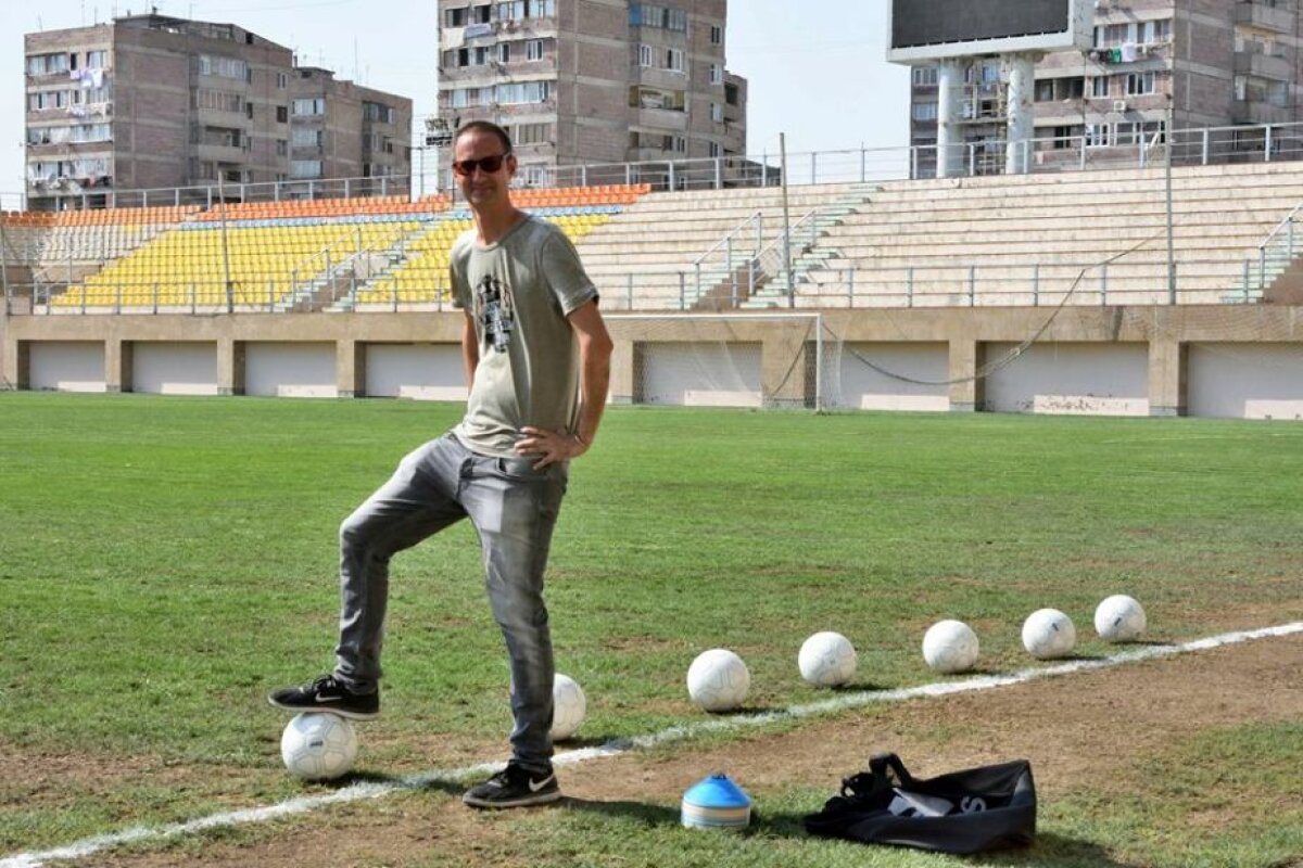 EXCLUSIV Aventura vieții pentru un bărbat de 40 de ani de la Ministerul Justiției: a început să se ducă la meciuri în toate cele 55 de țări membre UEFA » "În Belarus a fost nebunie!"