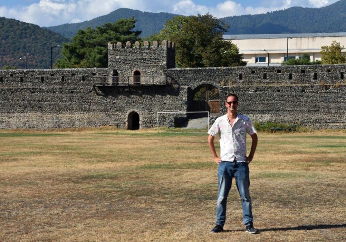 EXCLUSIV Aventura vieții pentru un bărbat de 40 de ani de la Ministerul Justiției: a început să se ducă la meciuri în toate cele 55 de țări membre UEFA » "În Belarus a fost nebunie!"