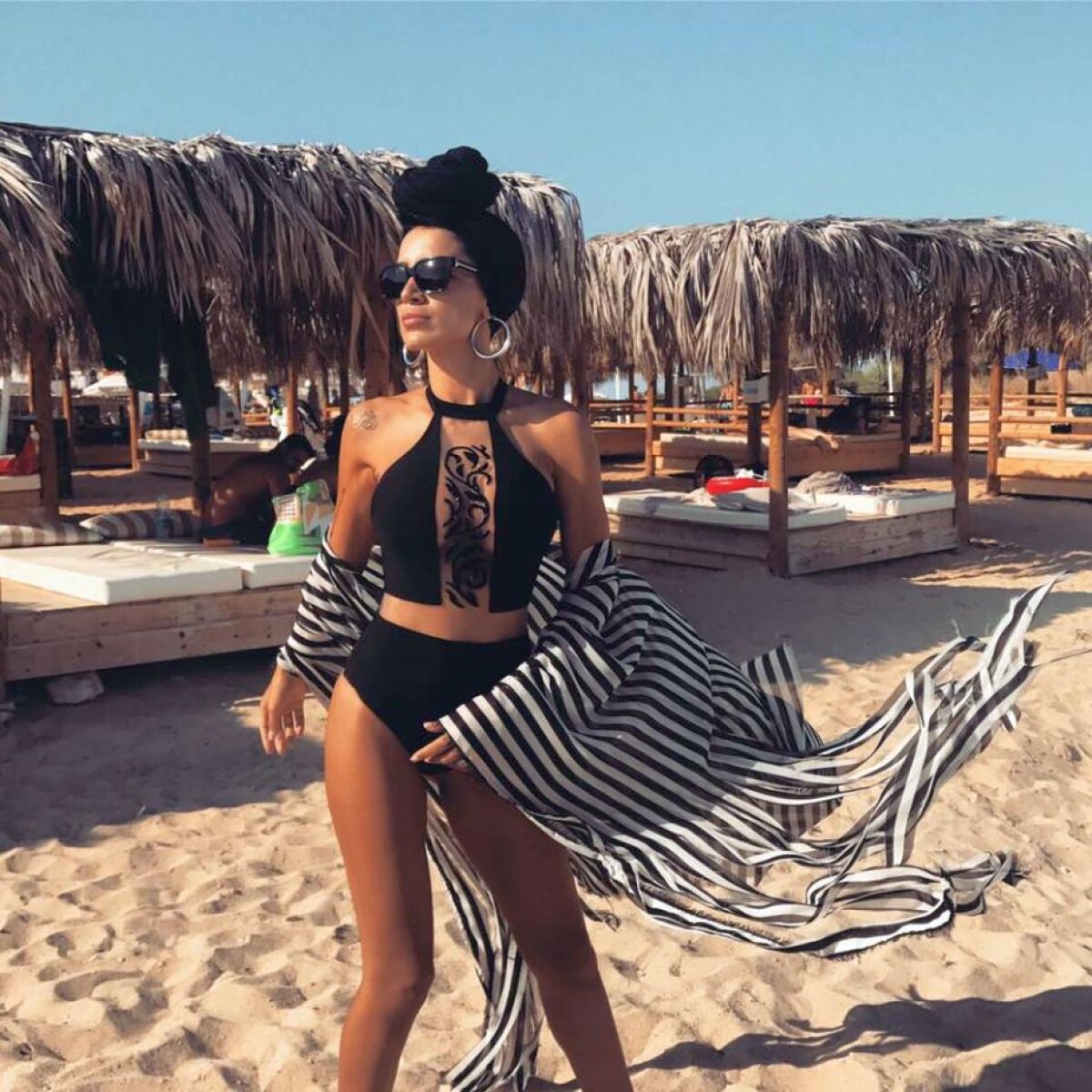 GALERIE FOTO  Adelina Pestrițu ține cu o echipă din Liga a 4-a! Va fi pe stadion la meciul contra rivalei