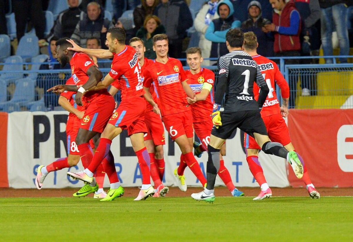 VIDEO+FOTO » FCSB se impune spectaculos cu CSU Craiova, 5-2, și devine lider în Liga 1!