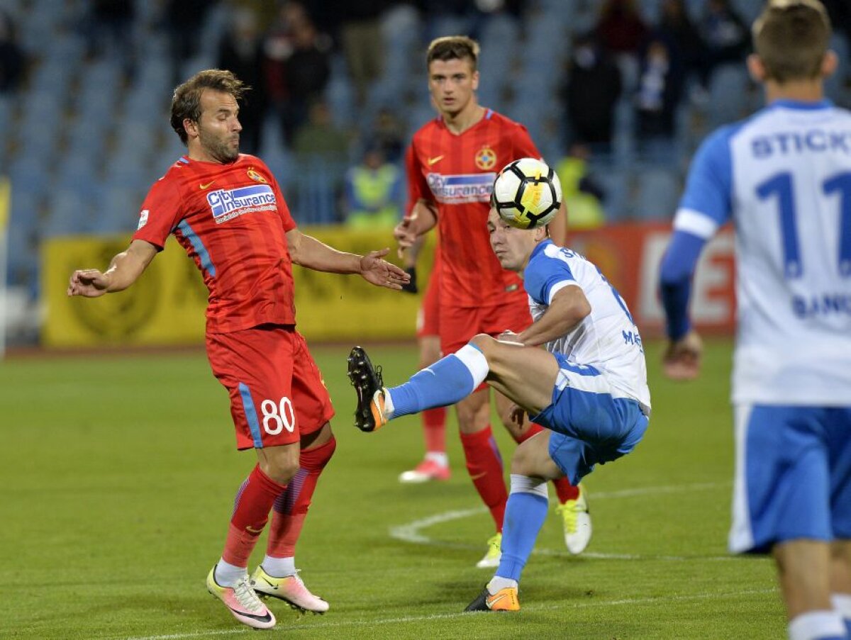 VIDEO+FOTO » FCSB se impune spectaculos cu CSU Craiova, 5-2, și devine lider în Liga 1!