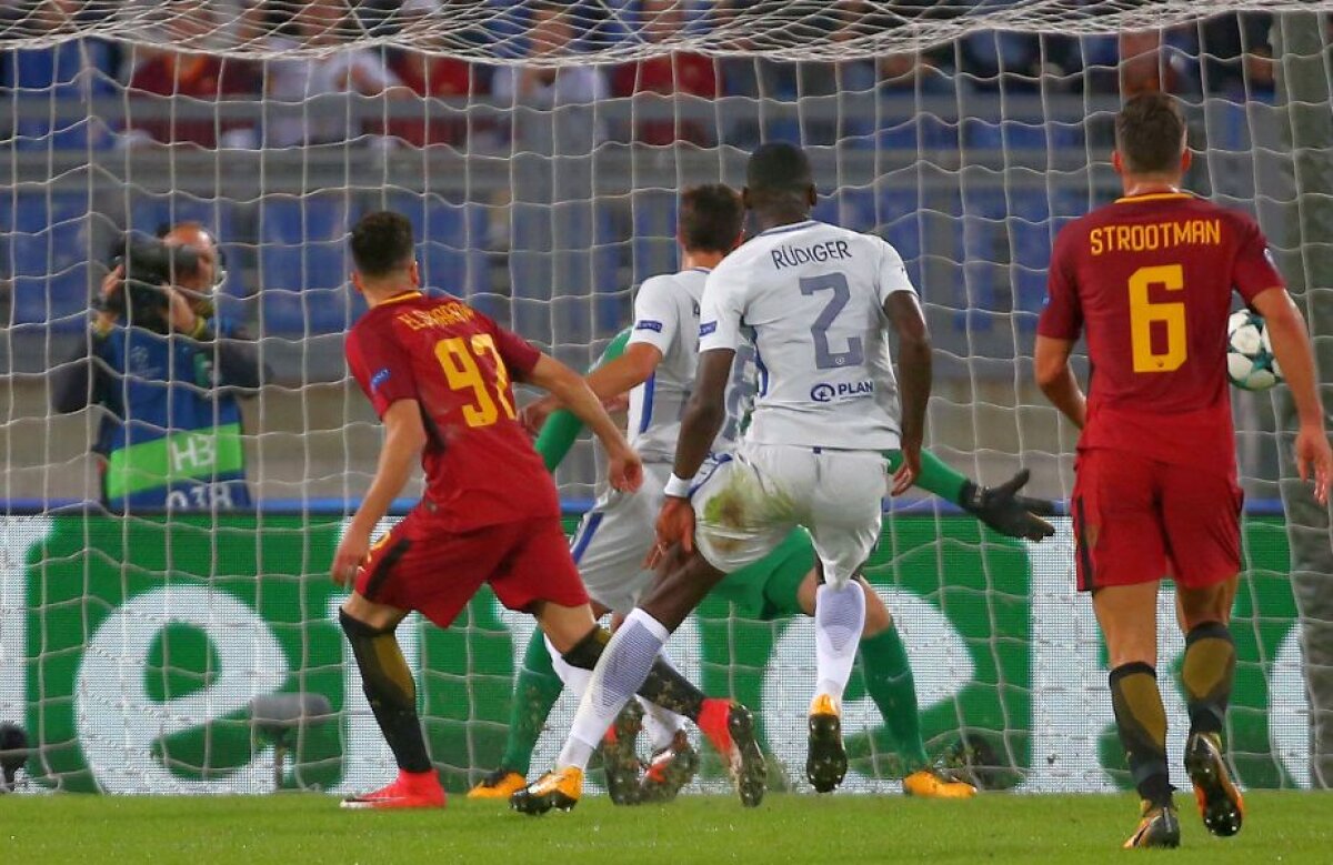 FOTO + VIDEO Surprize uriaşe în Liga Campionilor: Barcelona s-a împiedicat pe terenul lui Olympiakos, Chelsea a fost zdrobită de Roma » PSG, prima echipă calificată în optimi