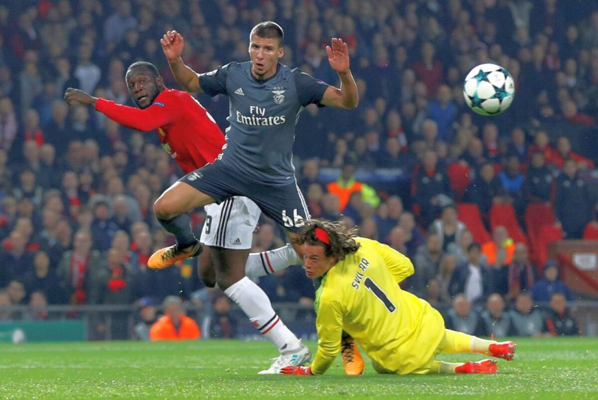 FOTO + VIDEO Surprize uriaşe în Liga Campionilor: Barcelona s-a împiedicat pe terenul lui Olympiakos, Chelsea a fost zdrobită de Roma » PSG, prima echipă calificată în optimi