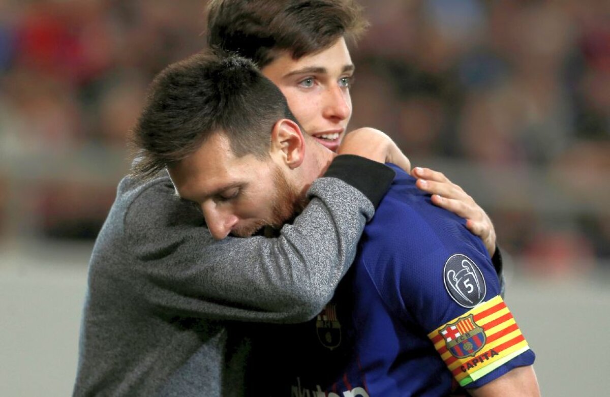 FOTO Faza serii vine din Grecia: un fan a pătruns pe teren şi l-a pupat pe Messi » Cum a reacţionat argentinianul 