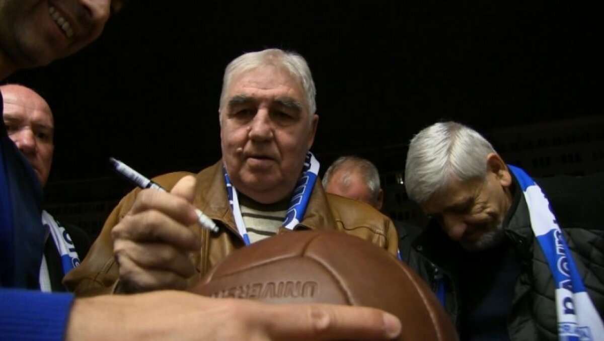 VIDEO + FOTO Imagini memorabile de la superevenimentul de la Sala Palatului! Cenaclul Flacăra și legendele Universității Craiova au interpretat împreună "Cântec pentru Oltenia"