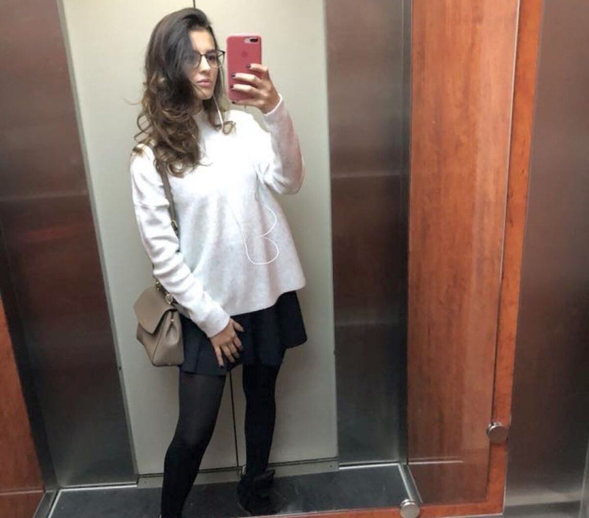 GALERIE FOTO Joacă la FCSB, a pierdut postul de titular, dar nu are de ce plânge! Iubita lui este superbă 