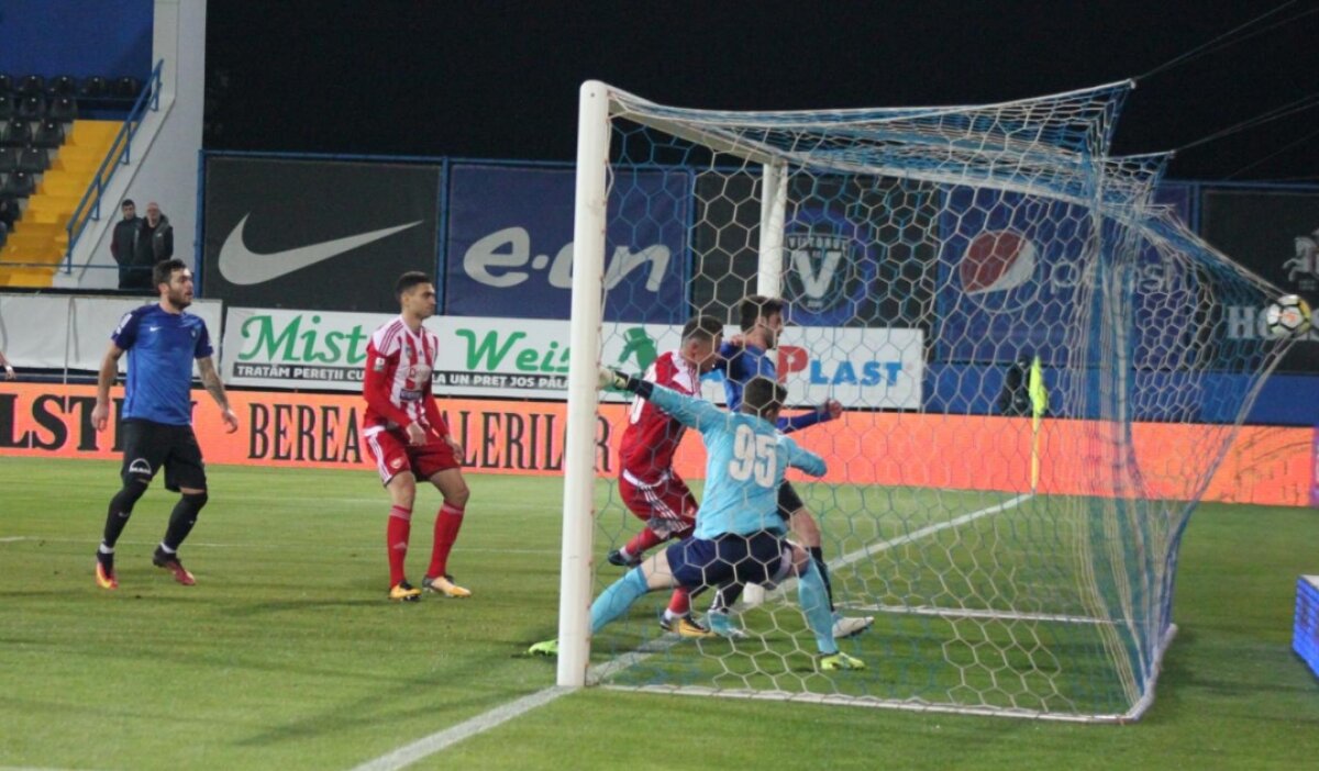 VIDEO + FOTO » Viitorul - Sepsi 3-0 » Echipa lui Hagi ajunge la 5 victorii consecutive și e tot mai sigură de play-off