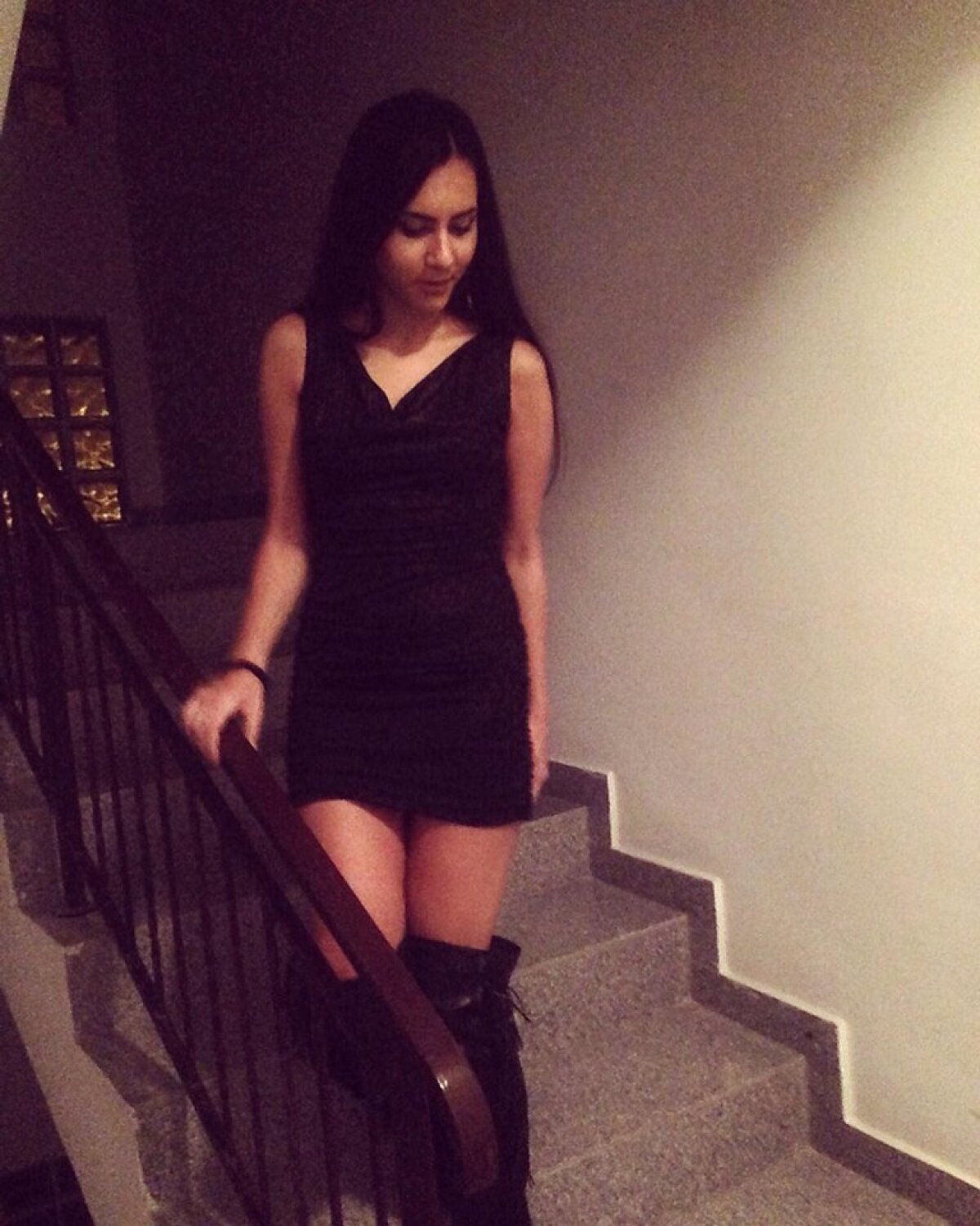 GALERIE FOTO Ea e femeia care a încins spiritele în vestiarul FCSB-ului! Imagini incendiare + reacția lui Becali: "A avut vreo 20 de fotbaliști la activ"