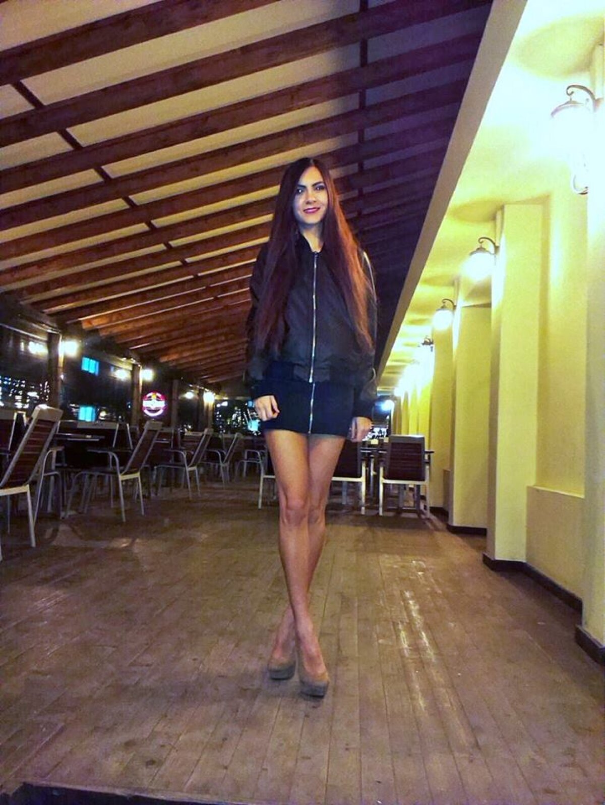 GALERIE FOTO Ea e femeia care a încins spiritele în vestiarul FCSB-ului! Imagini incendiare + reacția lui Becali: "A avut vreo 20 de fotbaliști la activ"