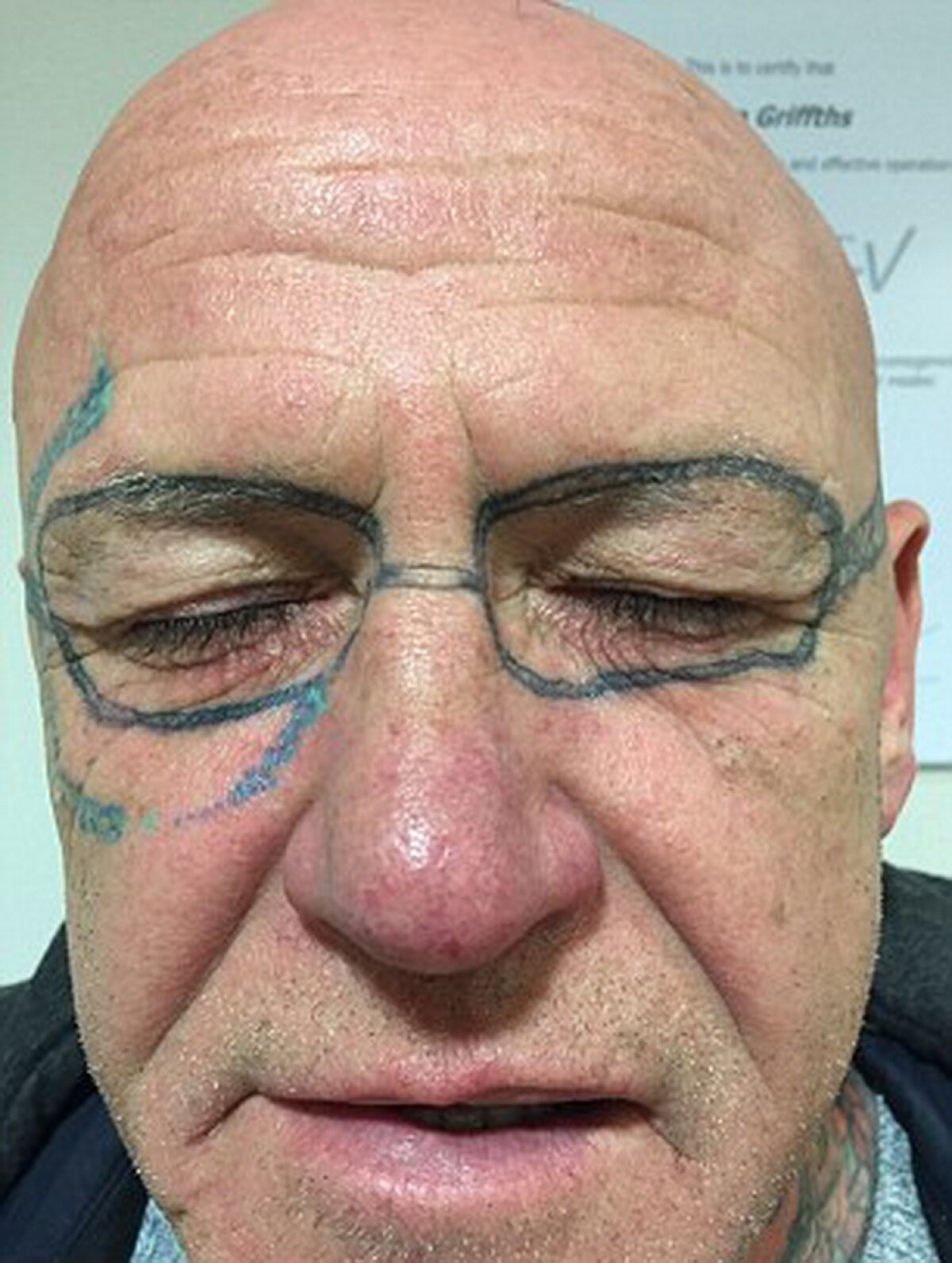 Cea mai mare nebunie făcută la o petrecere! Este incredibil ce a păţit un bărbat!