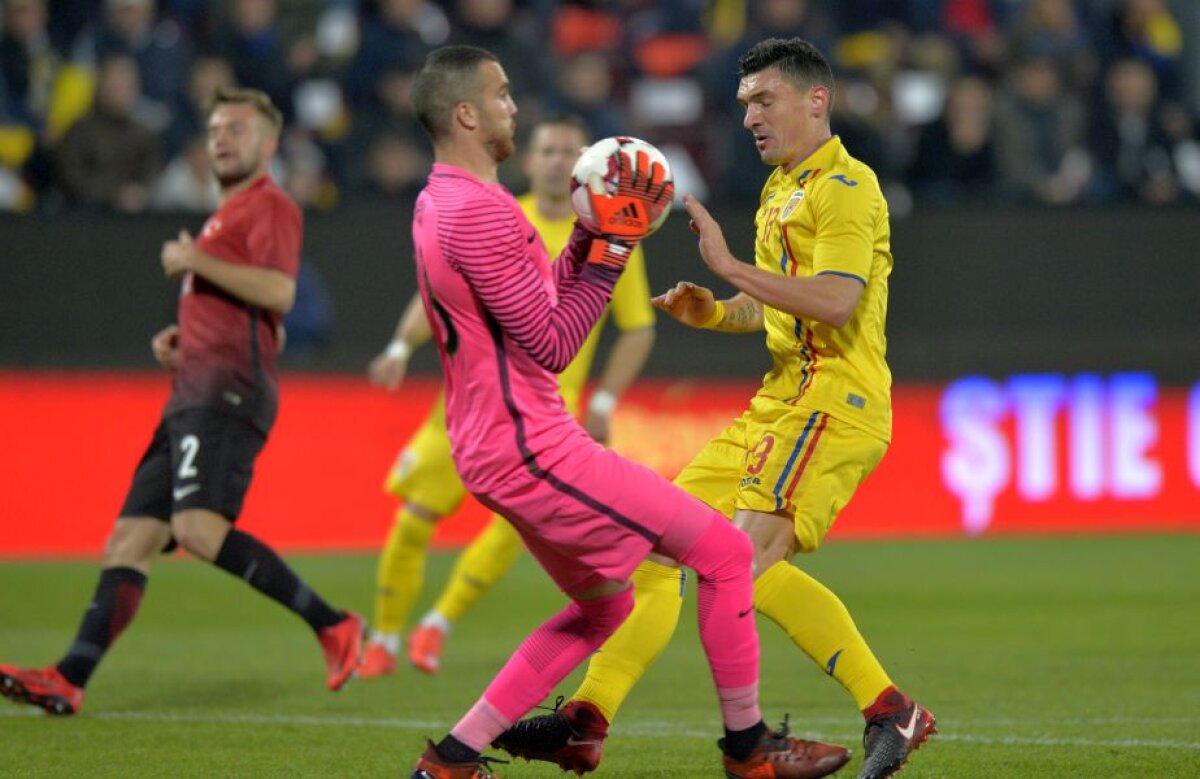 VIDEO+FOTO Idee de 10! România s-a distrat la Cluj cu Turcia lui Lucescu: "dublă" Grozav, "decarul" reinventat de Contra