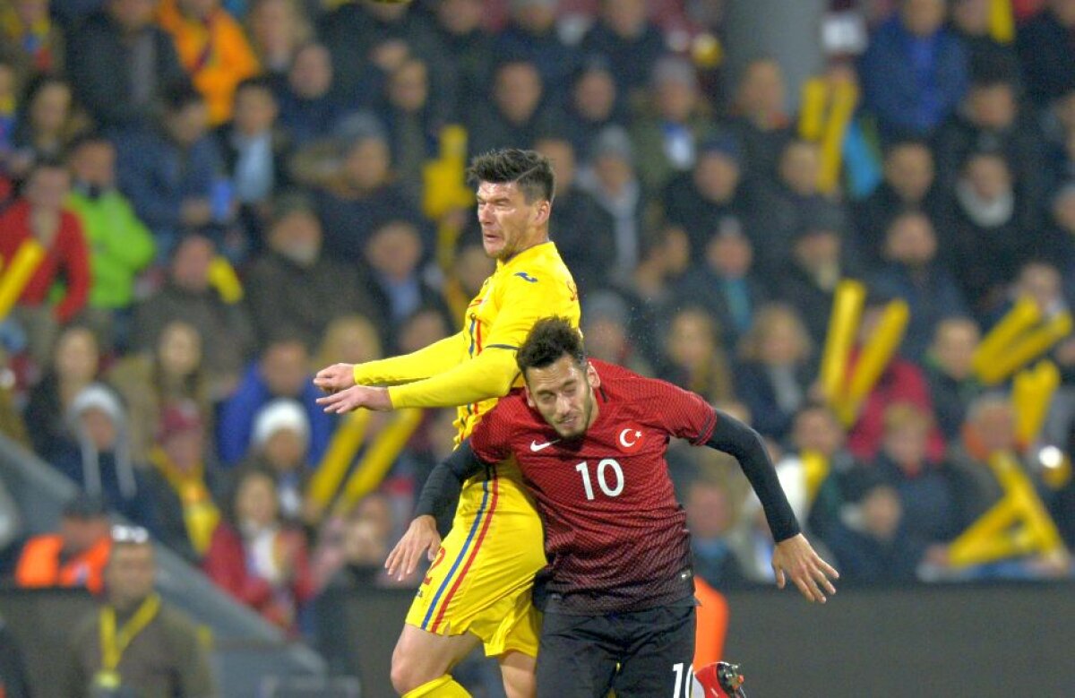 VIDEO+FOTO Idee de 10! România s-a distrat la Cluj cu Turcia lui Lucescu: "dublă" Grozav, "decarul" reinventat de Contra