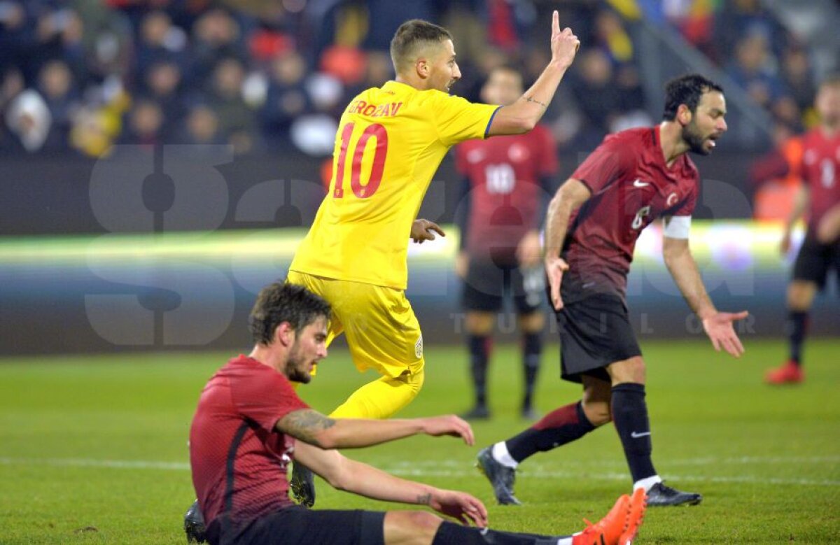 VIDEO+FOTO Idee de 10! România s-a distrat la Cluj cu Turcia lui Lucescu: "dublă" Grozav, "decarul" reinventat de Contra