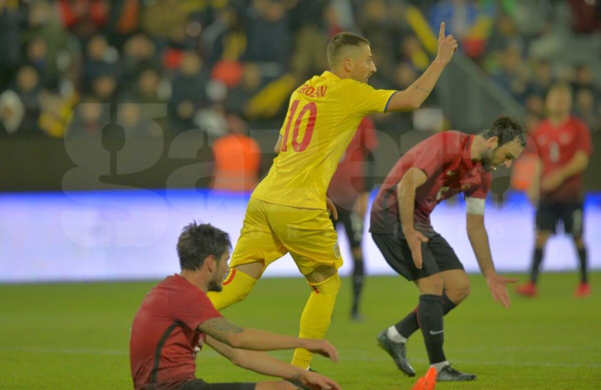 VIDEO+FOTO Idee de 10! România s-a distrat la Cluj cu Turcia lui Lucescu: "dublă" Grozav, "decarul" reinventat de Contra
