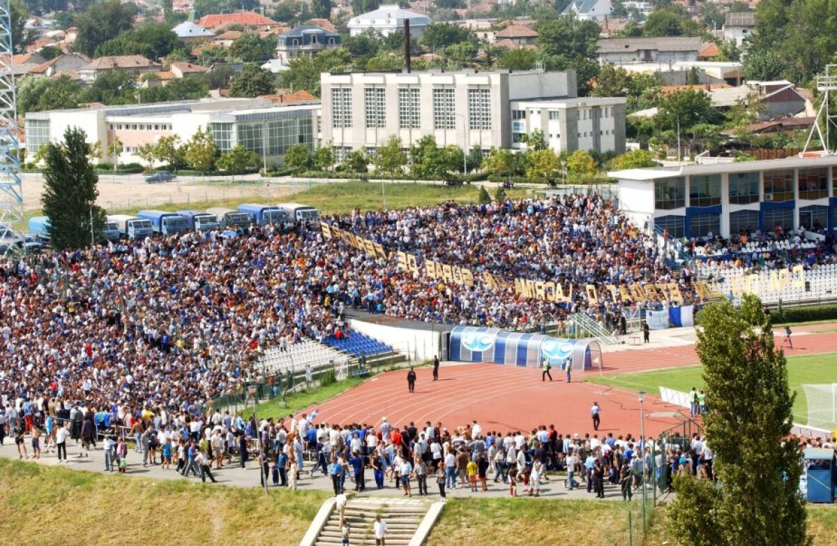 FOTO LPF: Luțu, Cristi Neamțu și Florin Costea au jucat pentru o clonă a Științei! Anunțul de azi al Ligii trimite în recycle bin istoria alb-albastră din perioada 1991 - 2013 