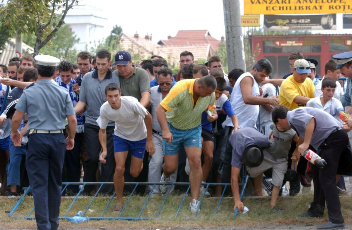 FOTO LPF: Luțu, Cristi Neamțu și Florin Costea au jucat pentru o clonă a Științei! Anunțul de azi al Ligii trimite în recycle bin istoria alb-albastră din perioada 1991 - 2013 