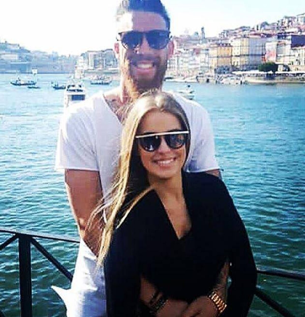 FOTO Rivalul lui Casillas are logodnică "iepuraș" » Raquel concurează cu celebra Sara Carbonero