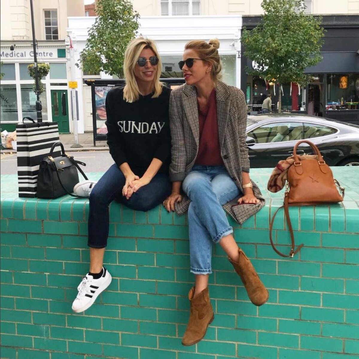 FOTO Ce mutare pentru un antrenor celebru! Fosta lui soție i-a devenit nașă la a doua nuntă :)