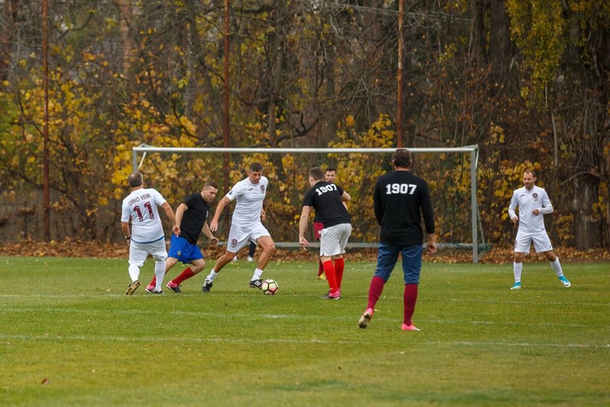 GALERIE FOTO Duminică relaxată pentru Dan Petrescu și fanii CFR-ului! S-au întâlnit în meci direct, apoi au încins grătarele 