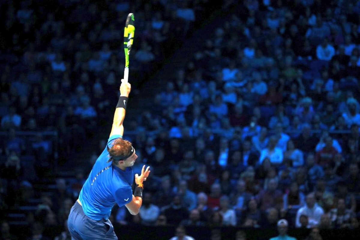 VIDEO+FOTO Rezultat-surpriză la Turneul Campionilor: Rafa Nadal, învins după un meci dramatic. Ibericul s-a retras din turneu din cauza accidentării la genunchi 