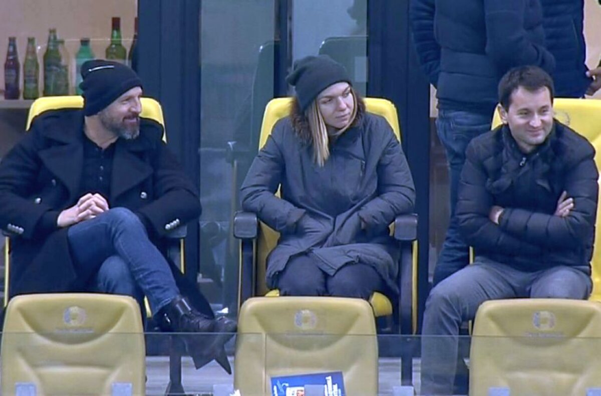 GALERIE FOTO Simona Halep, în tribune la România - Olanda » Cu cine s-a afișat la Arena Națională