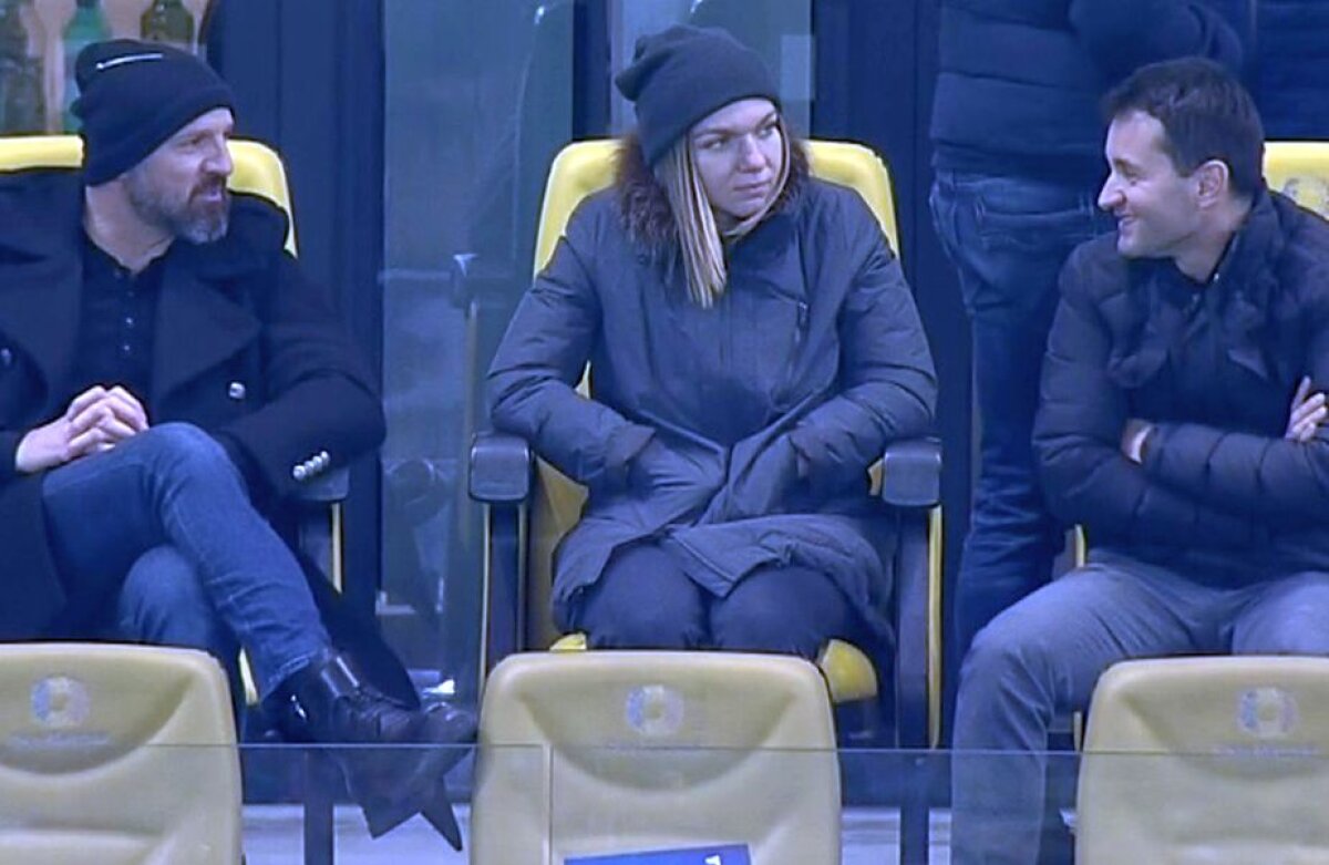 GALERIE FOTO Simona Halep, în tribune la România - Olanda » Cu cine s-a afișat la Arena Națională