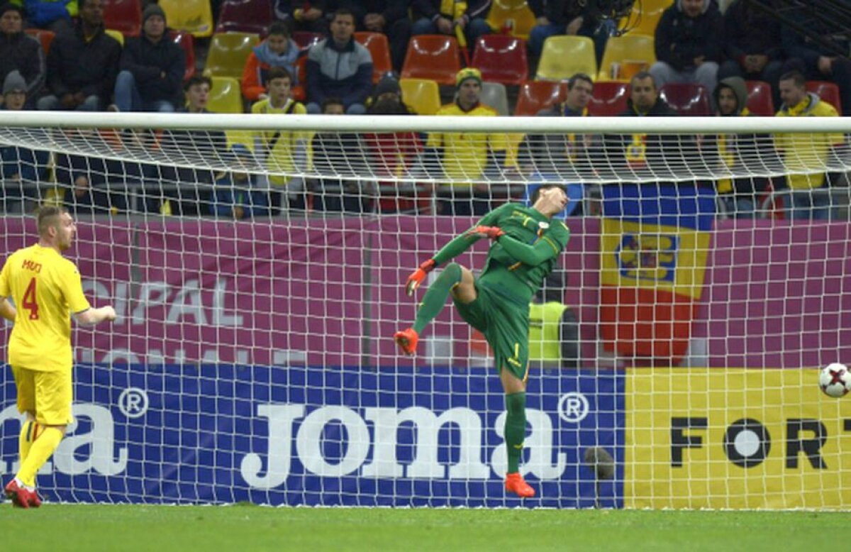 VIDEO + FOTO România - Olanda 0-3 » Prima înfrângere pentru Contra pe banca "tricolorilor"
