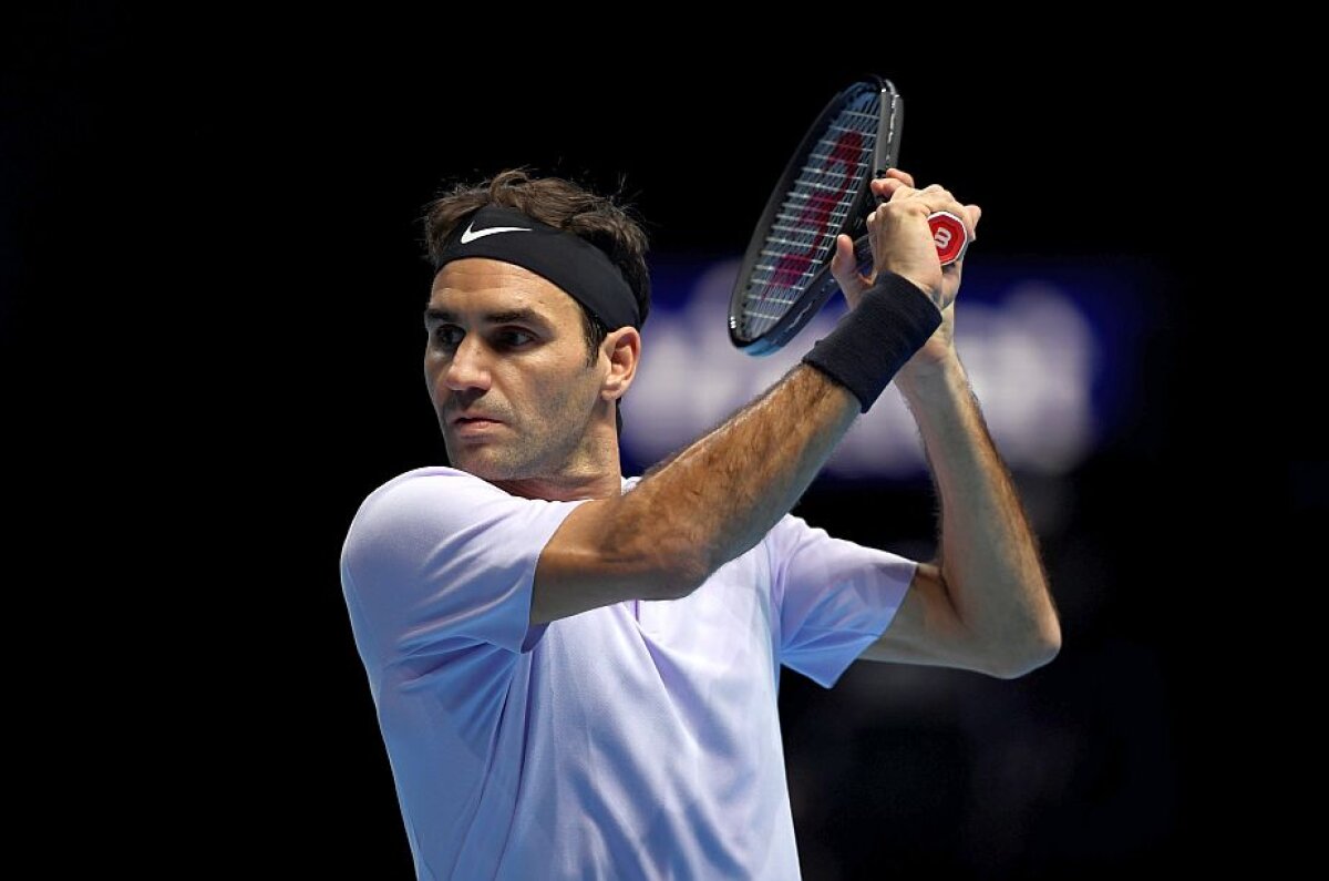  Roger Federer trece de Alexander Zverev și merge în semifinalele Turneului Campionilor 