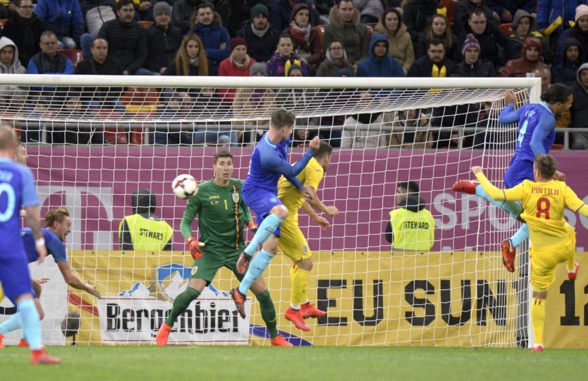 VIDEO + FOTO România - Olanda 0-3 » Prima înfrângere pentru Contra pe banca "tricolorilor"