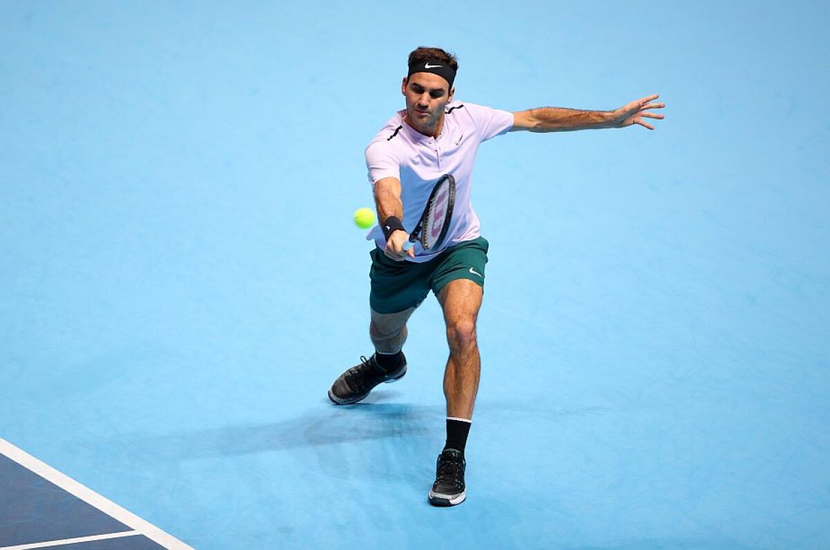  Roger Federer trece de Alexander Zverev și merge în semifinalele Turneului Campionilor 