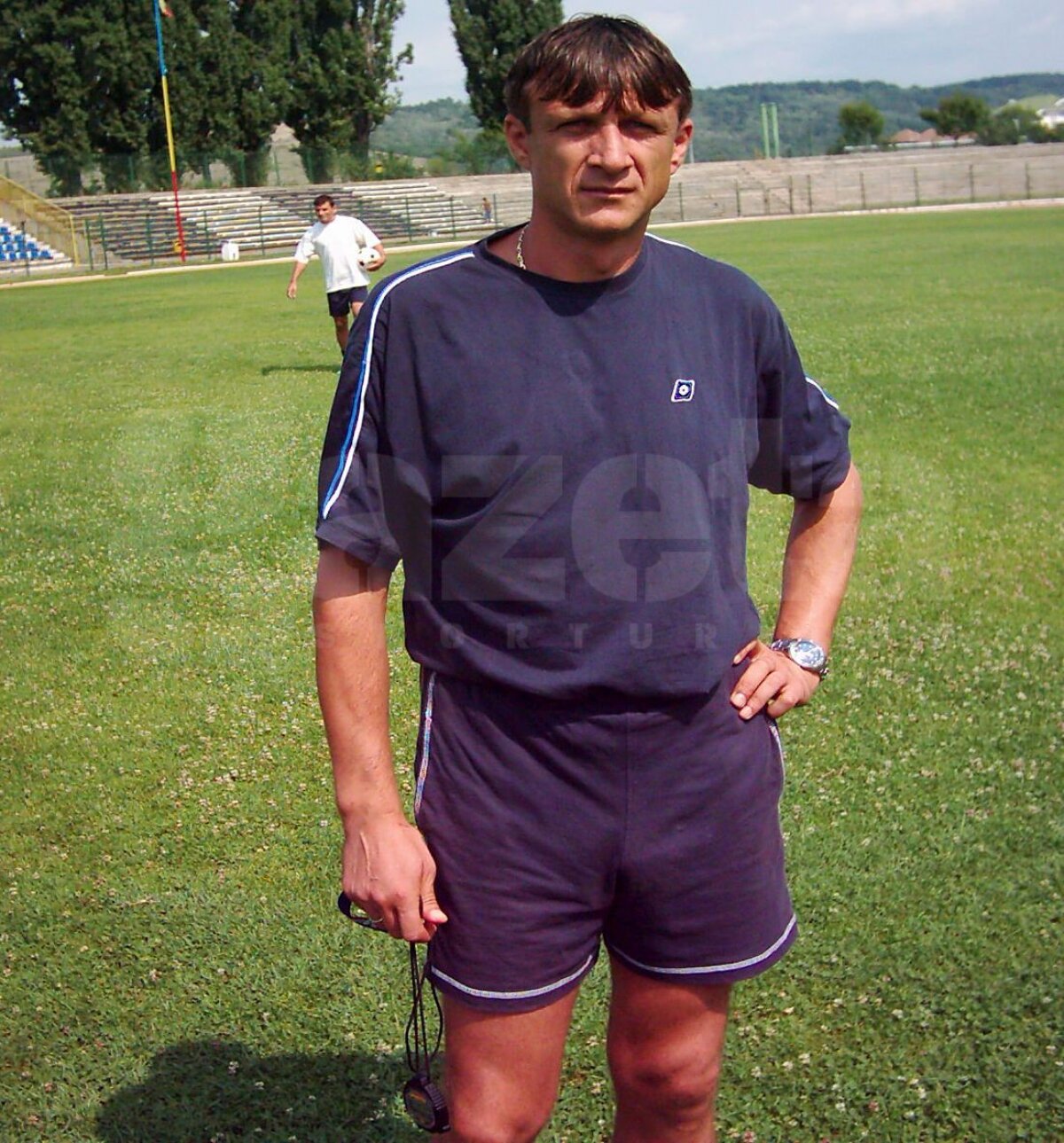 GALERIE FOTO Atunci și acum: 10 imagini actuale cu foștii fotbaliști din Divizia A » Sabin Ilie, apariție șocantă! Cum arată acum