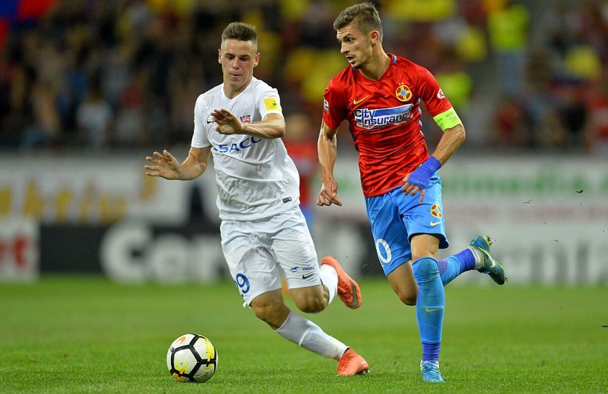 FOTO Rețetă pentru play-off » Un antrenor din Liga 1 a apelat la specialist pentru a-i învăța pe jucători despre alimentație