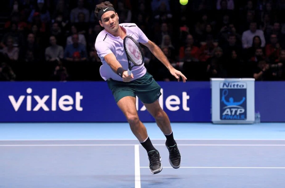Surpriză de proporții în prima semifinală de la Turneul Campionilor! Roger Federer a fost învins în trei seturi de un jucător care nu-l mai bătuse până acum