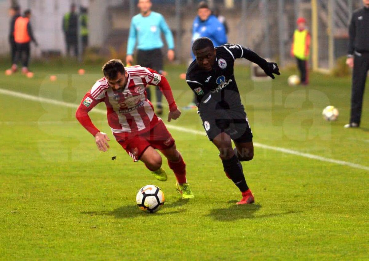 VIDEO + FOTO Egal spectaculos la Brașov, între Sepsi și Gaz Metan, 0-0! Mari ocazii ratate de formația gazdă