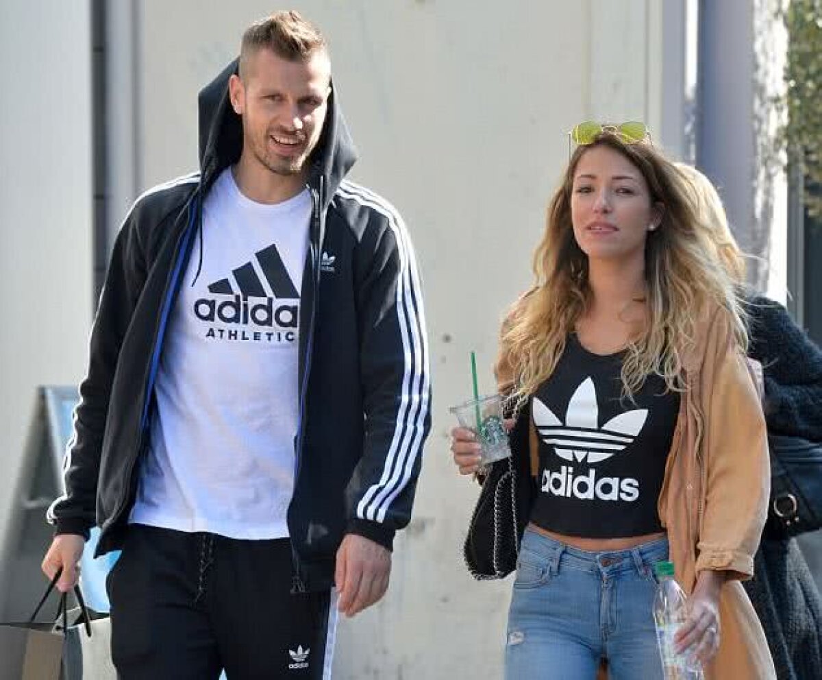 FOTO Leoaica din Camille » Iubita unui fotbalist din Premier League se aprinde ușor