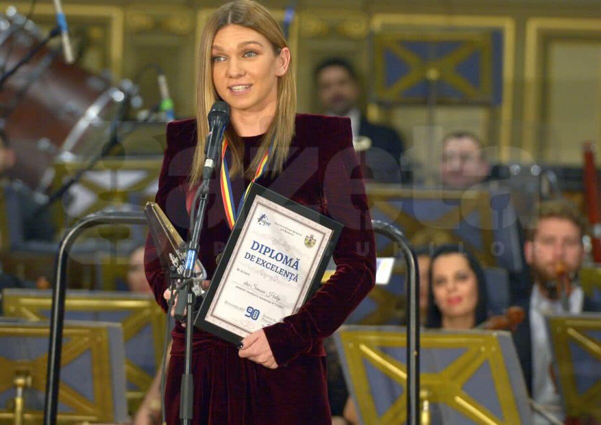 GALERIE FOTO APS a împlinit 90 de ani » Gazeta Sporturilor premiată, Ovidiu Ioanițoaia a ridicat premiul