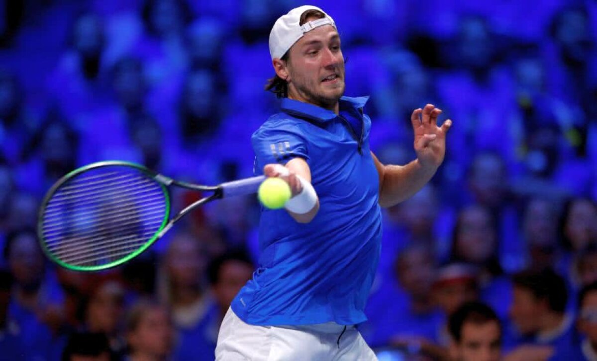 VIDEO + FOTO Franța și Belgia sunt la egalitate după prima zi a finalei Cupei Davis » Tsonga și Goffin, victorii fără emoții