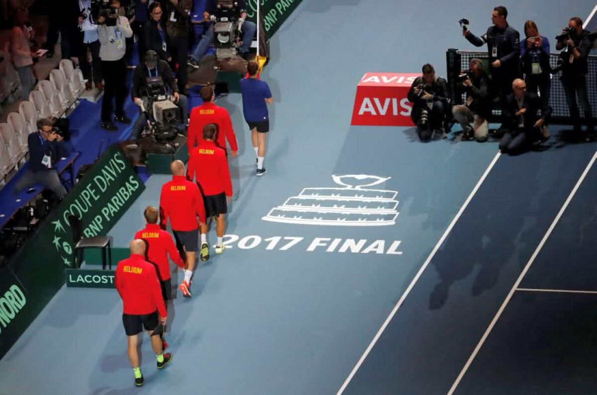VIDEO + FOTO Franța și Belgia sunt la egalitate după prima zi a finalei Cupei Davis » Tsonga și Goffin, victorii fără emoții